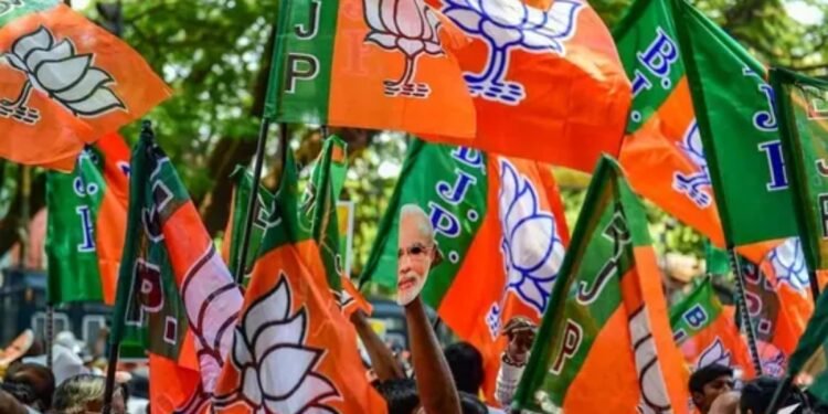 BJP likely to issue notices to 20 MPs absent during voting on ‘One Nation, One Election’ in Lok Sabha: Sources – India TV