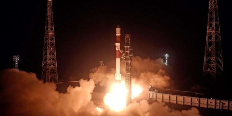 Spacecrafts are at distance of 1.5 km, to come closer on January 11, says ISRO – India TV
