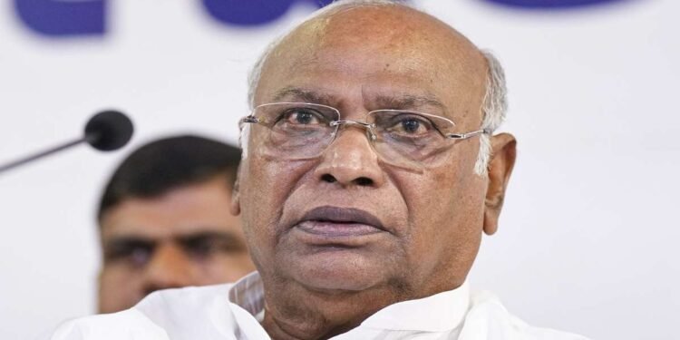 No clear strategy has come yet from govt on dealing with Pahalgam terror attack: Kharge at CWC meet